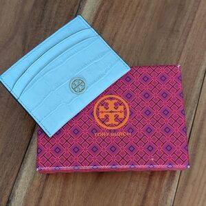 Tory Burch Robinson Embossed Blue Mist Card Case in Gift Box ❤️